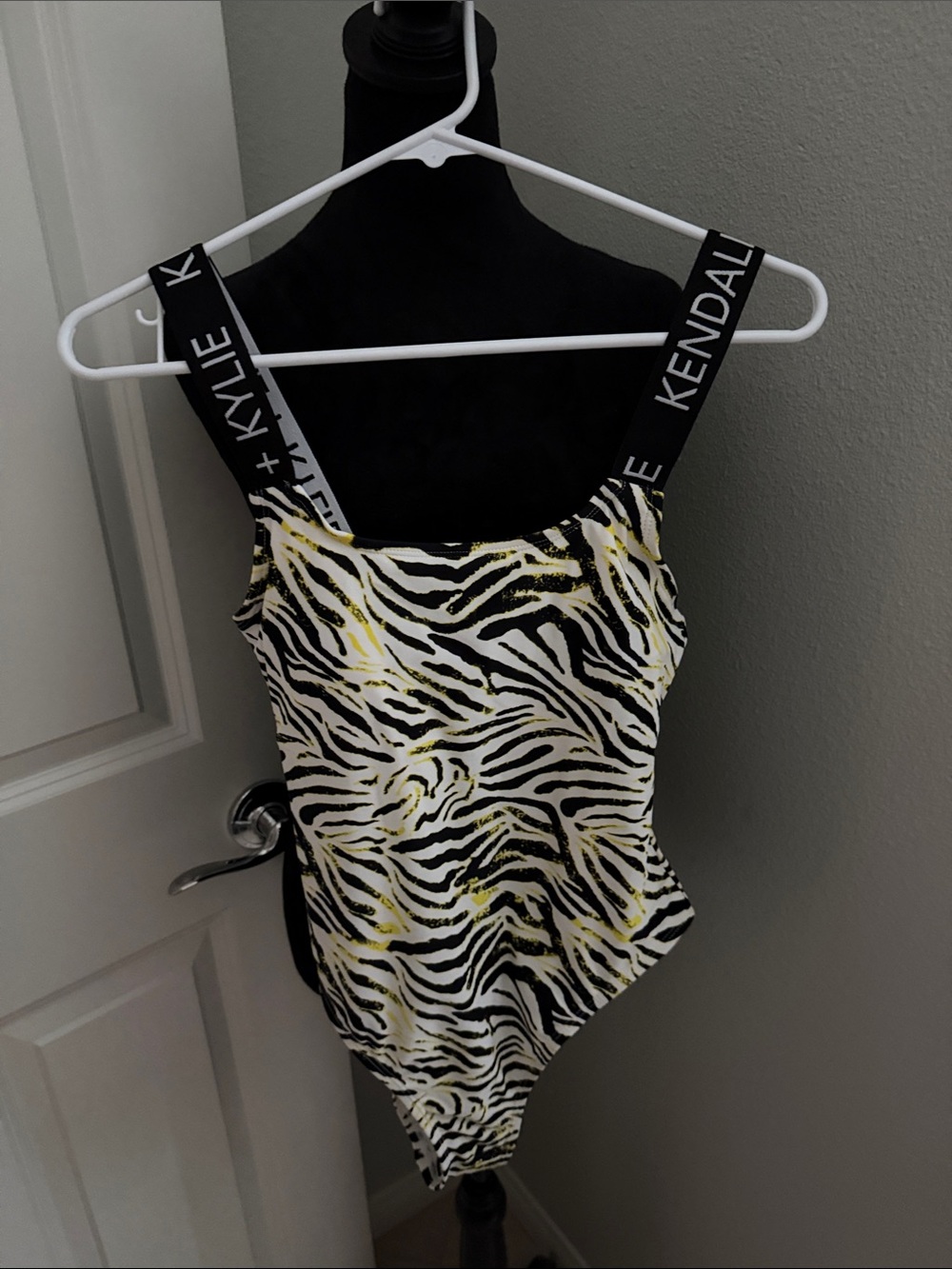 Kendall & Kylie Black White Yellow Zebra Print Cami